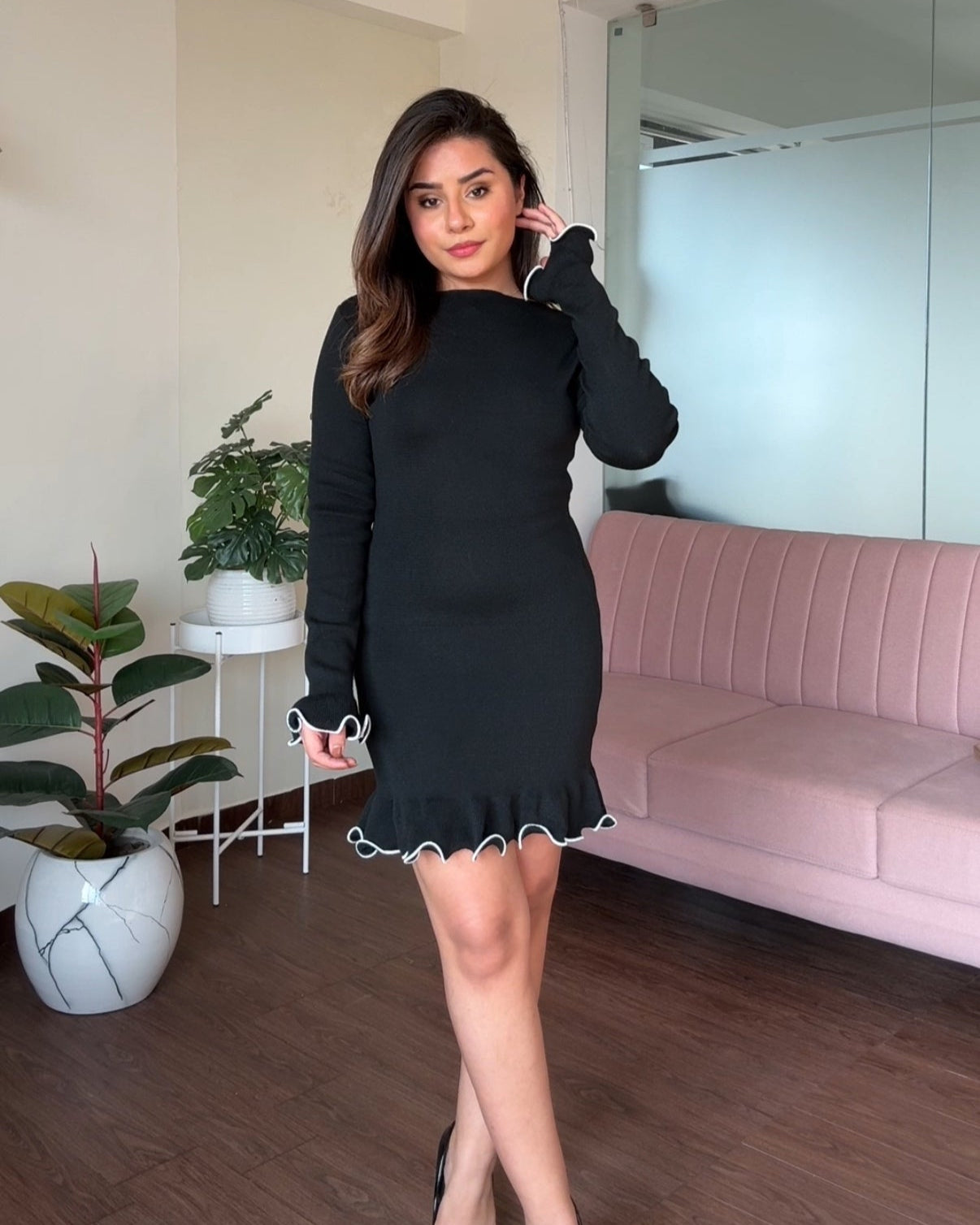 Bell sleeve fitted bodycon midi dress