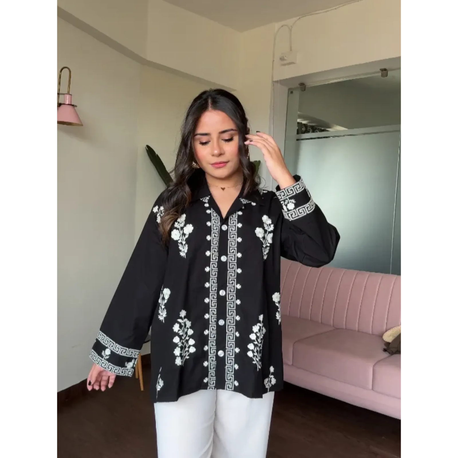 Contrast Embroidery Cotton Relexed Fit Shirt