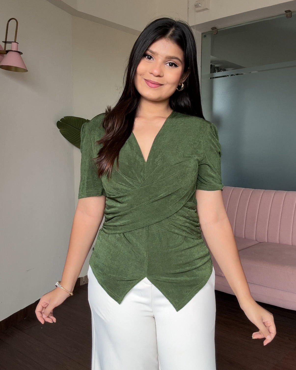 Crossover V Cut Out Detailing Top