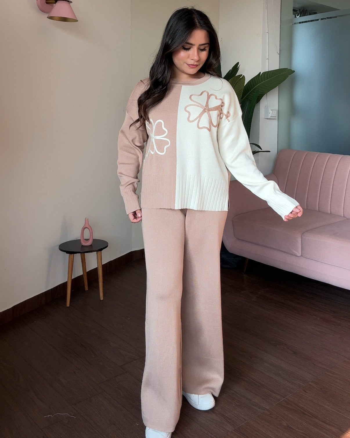 Dual Tone Flower Detailing Knitted Co-ord Set