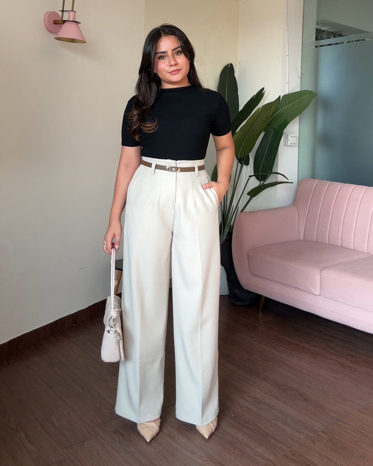 High Waisted Wide Legged Pants With Belt