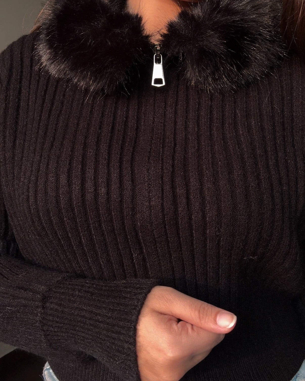 Fur Collar Zip Up Sweater Top