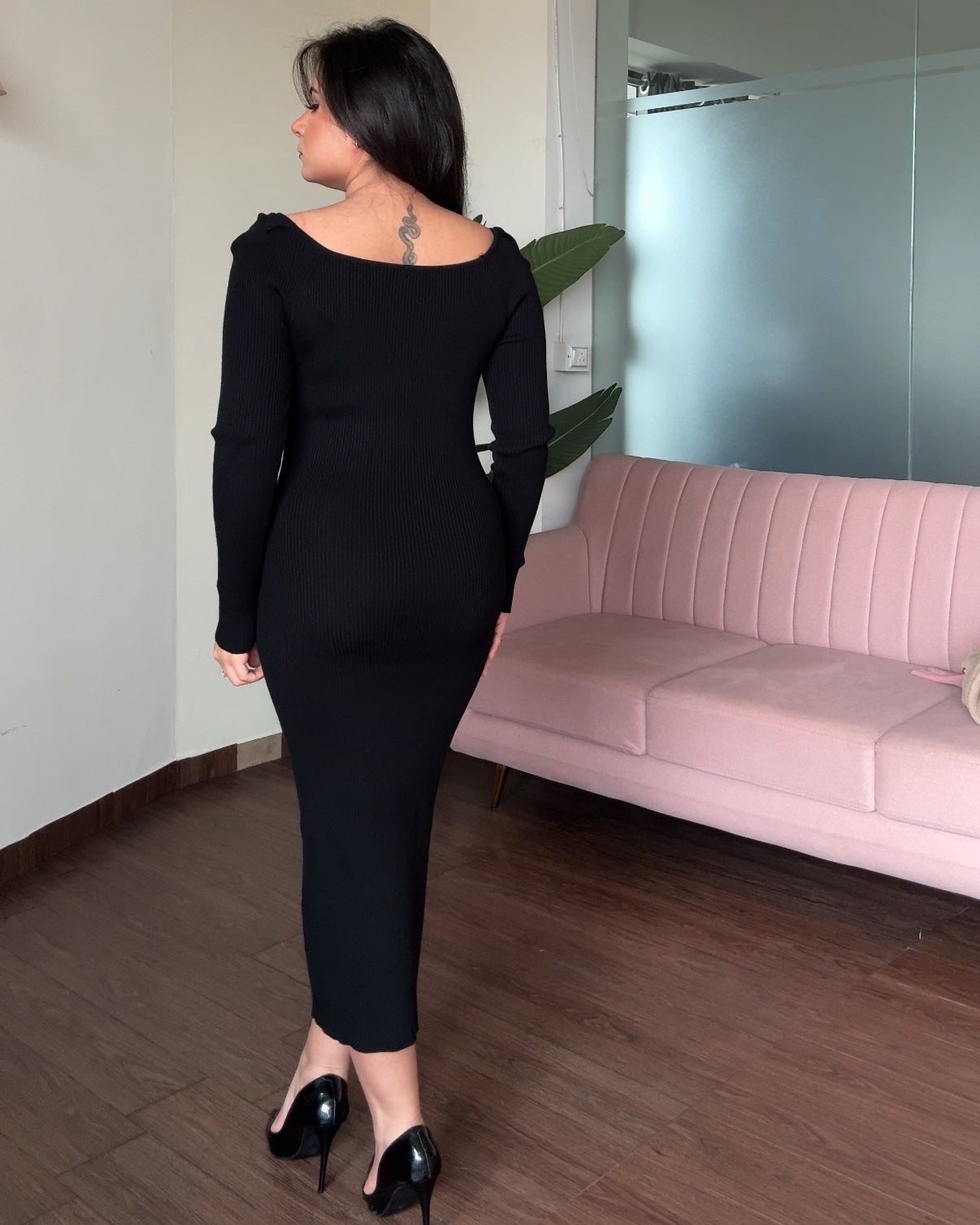 Golden Button Textured Detailing Full Sleeve Midi Dress