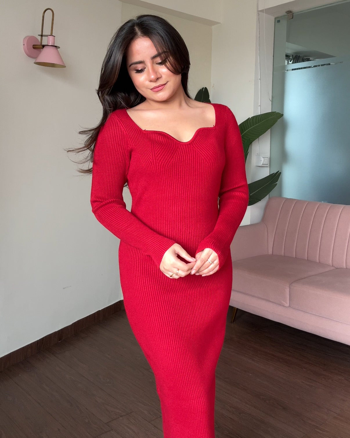 Sweetheart Neckline Textured Midi Dress