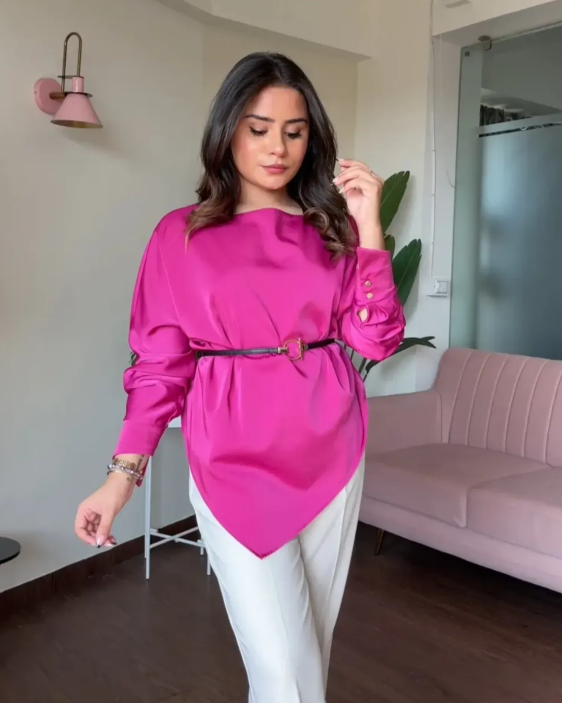 V Shape Hem Blouse With Belt
