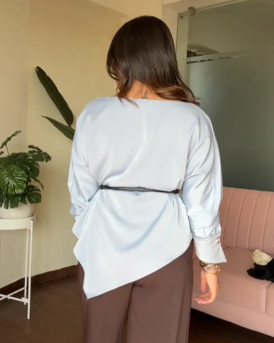 V Shape Hem Blouse With Belt