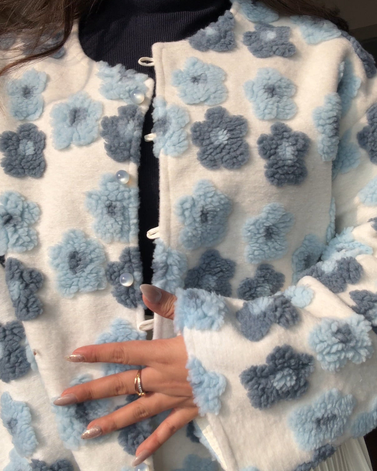 Floral Detailing 3D Flower Puffer Cardigan