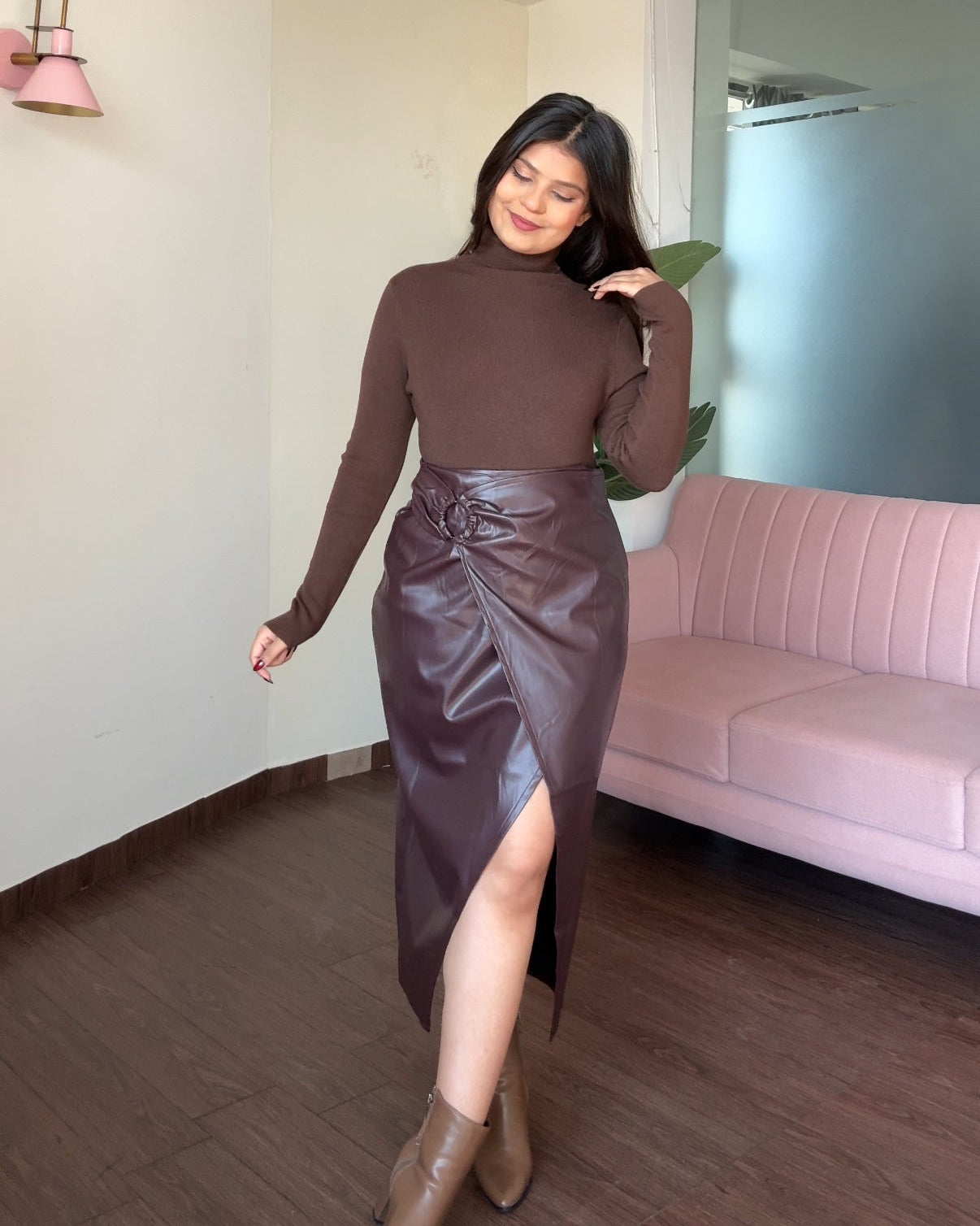 Ruched Midi Ring Detail Leather Skirt