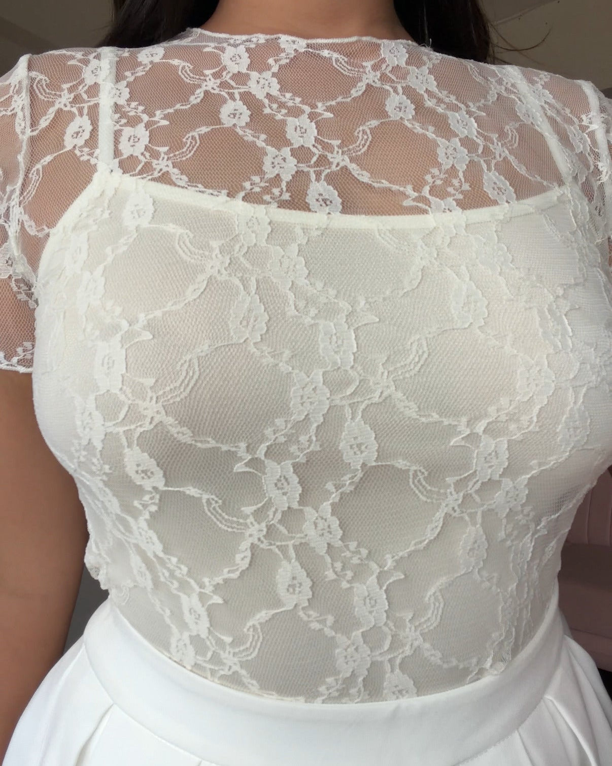 Lace Detailing Mesh Top With Inner