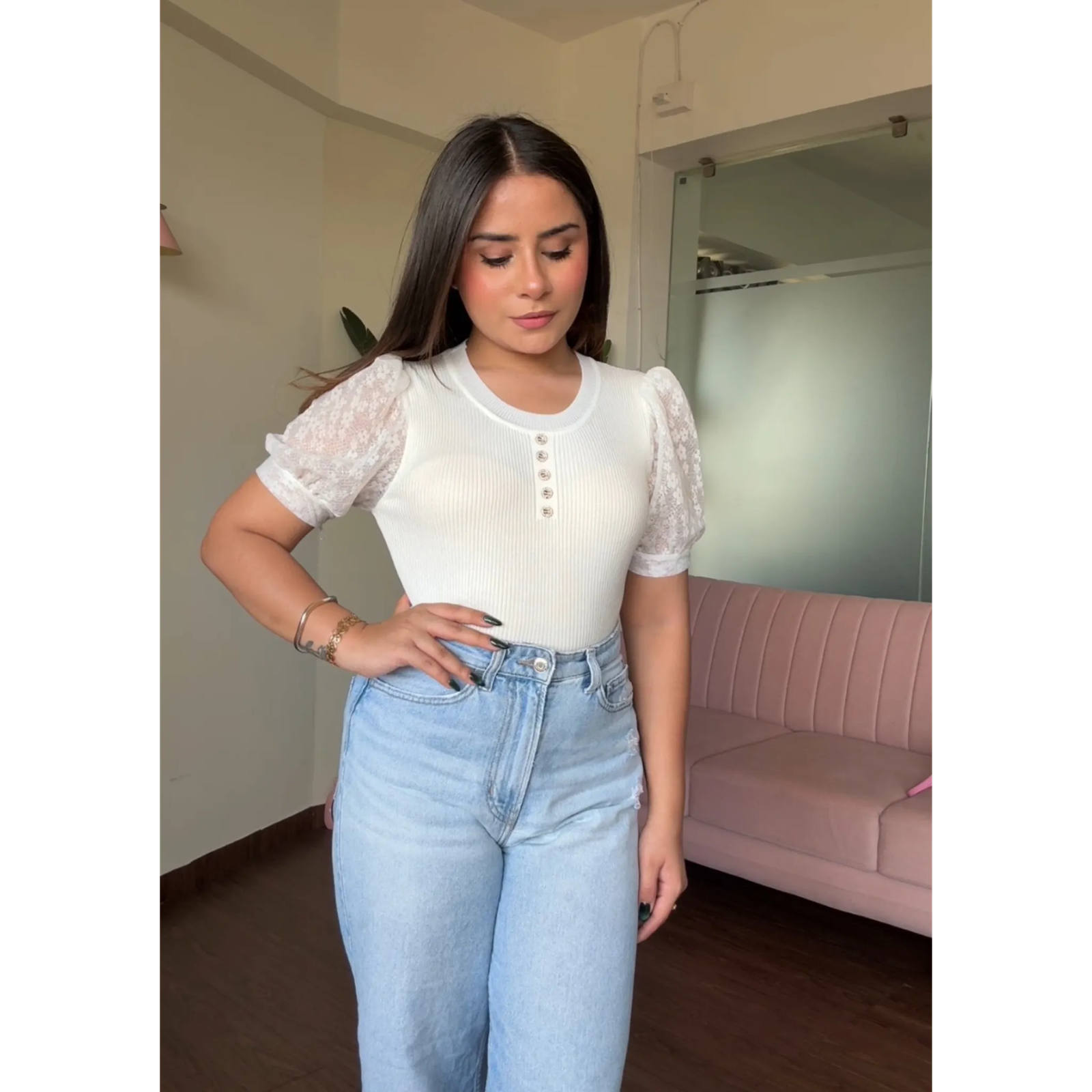 Lacy Ribbed Puff Sleeves Top