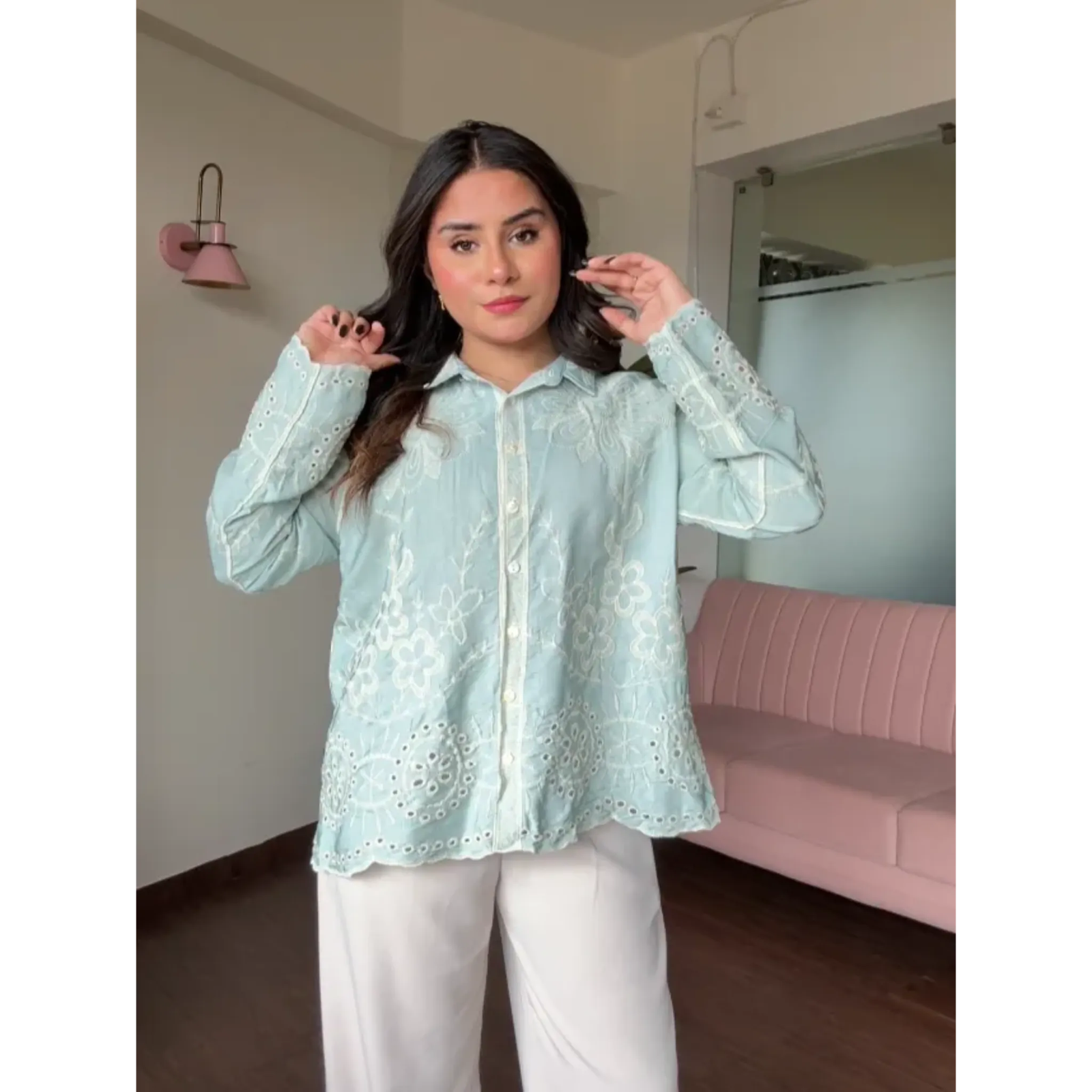 Rosette Cotton Contrast Embroidery Relaxed Fit Shirt