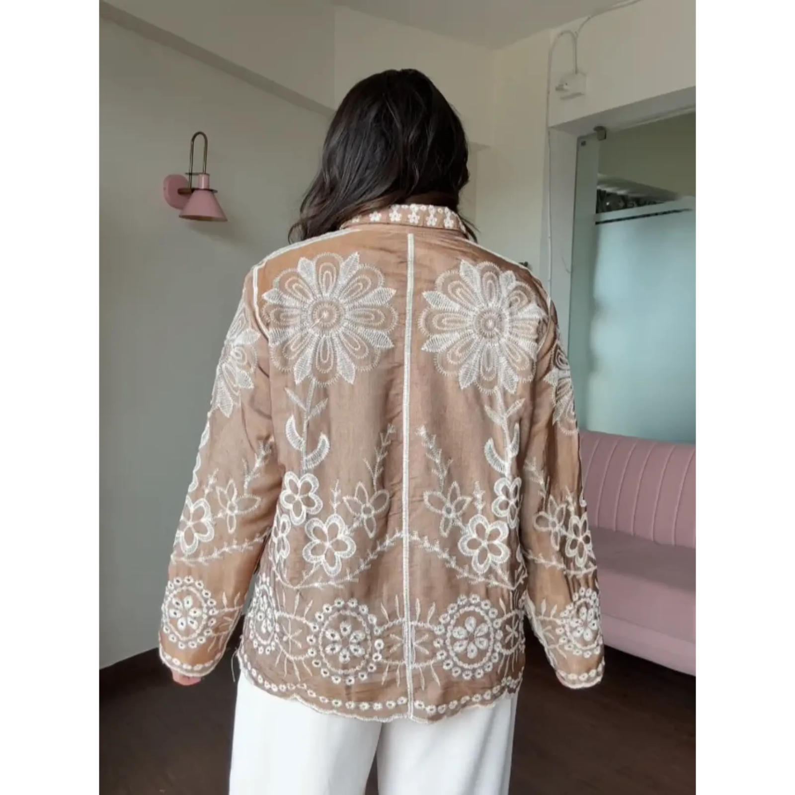 Rosette Cotton Contrast Embroidery Relaxed Fit Shirt