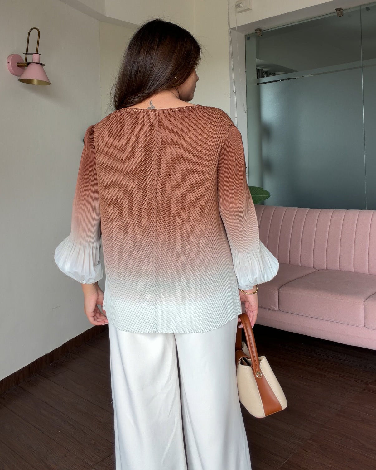 Ombre Free Size Pleated Fabric Balloon Sleeve Top