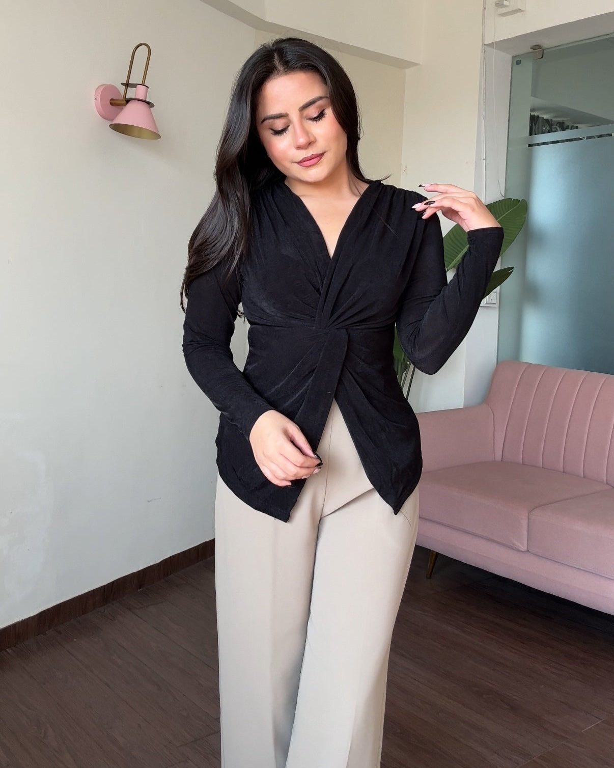 Knot Detailing V Neck Full Sleeve Top