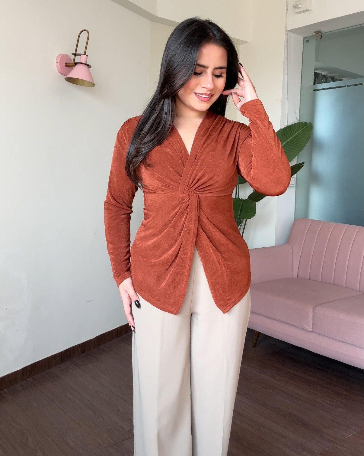 Knot Detailing V Neck Full Sleeve Top