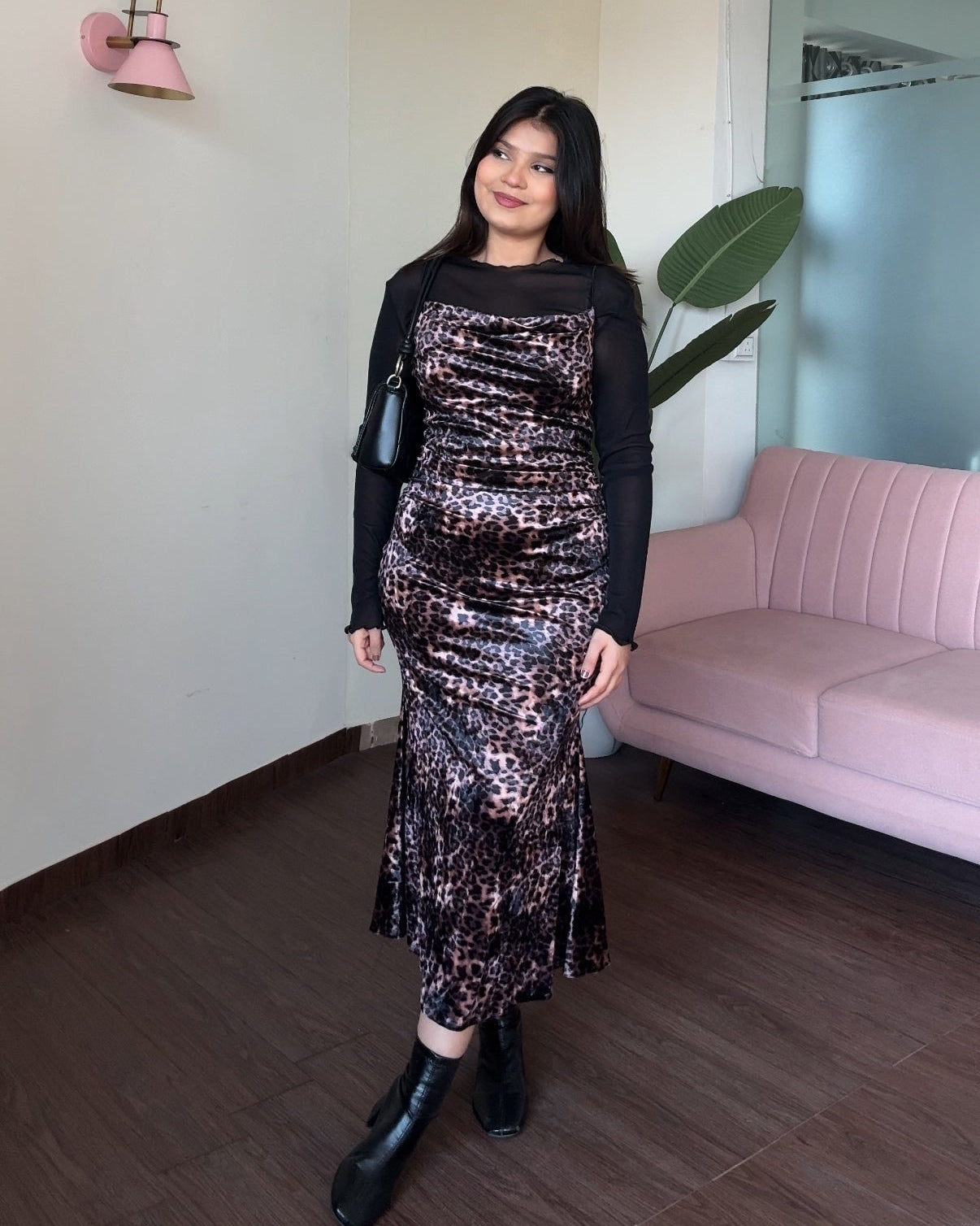 Printed Velvet Fitted Midi Dress With Inner