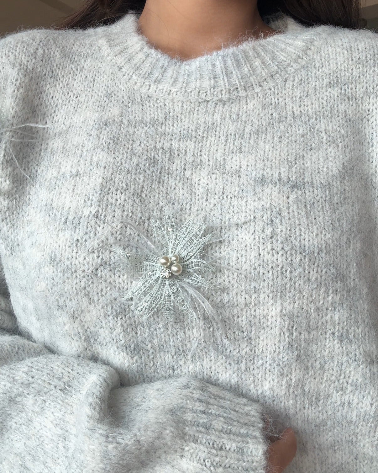 Pastel Relaxed Fit Lacy Flower Detailing Woollen Sweater