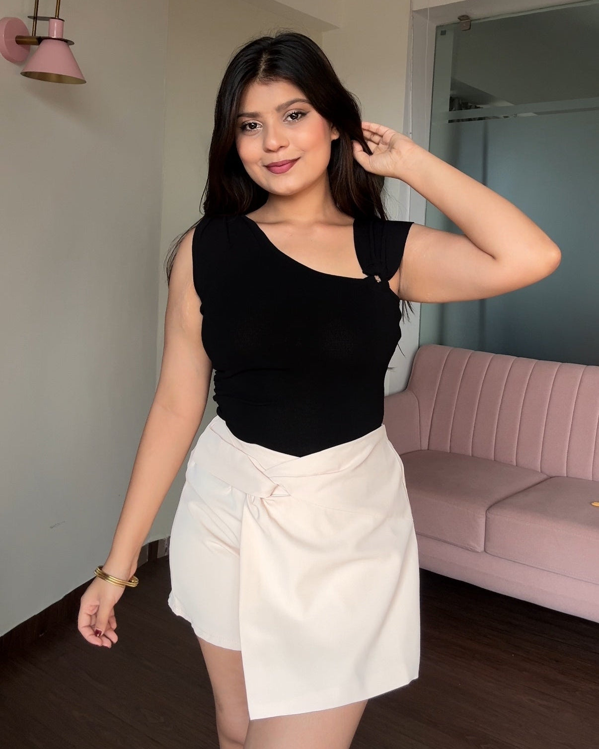 Asymmetric Neck Ring Detailing Fitted Top