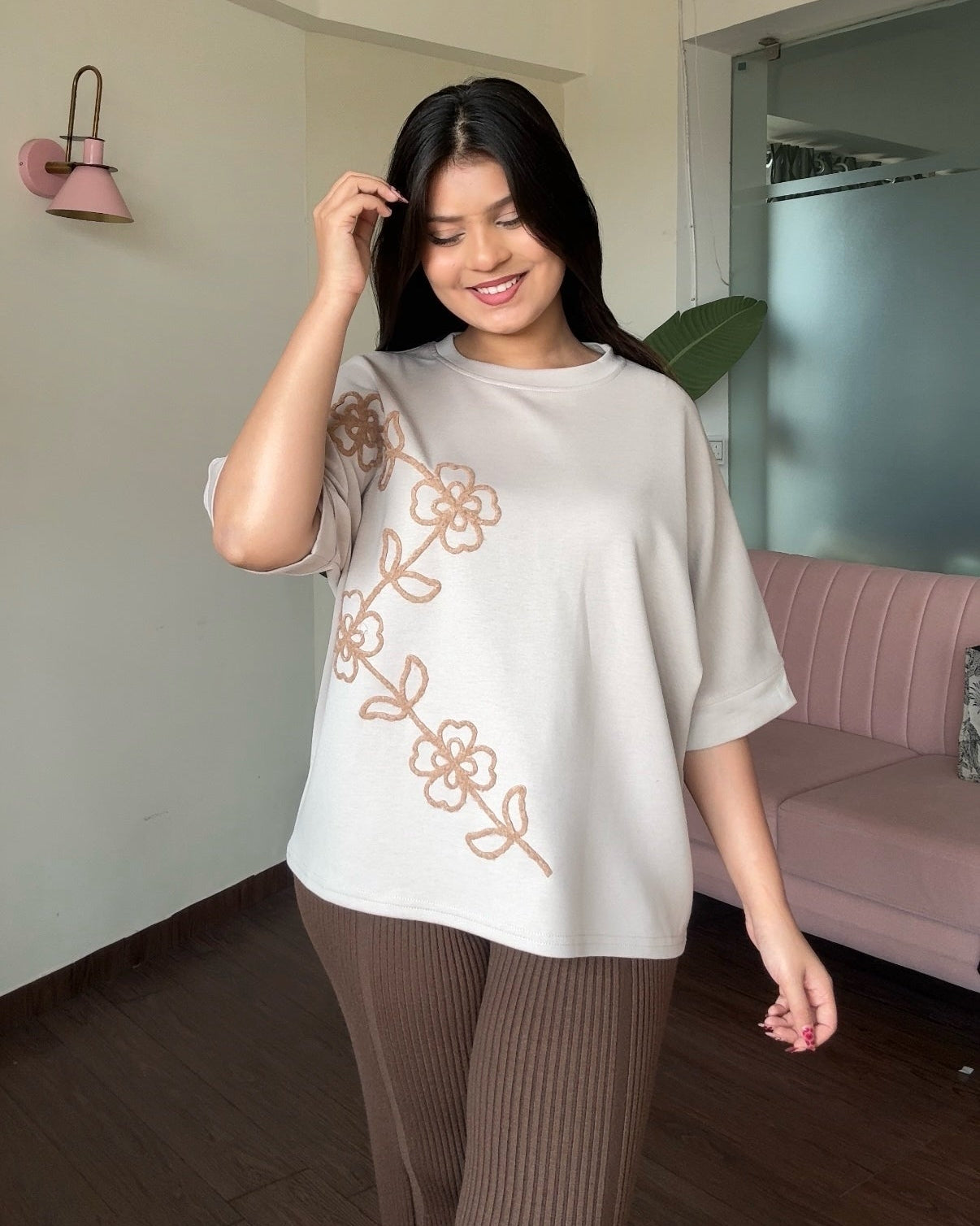 Embroidered Line Floral Detailing Relaxed Tee