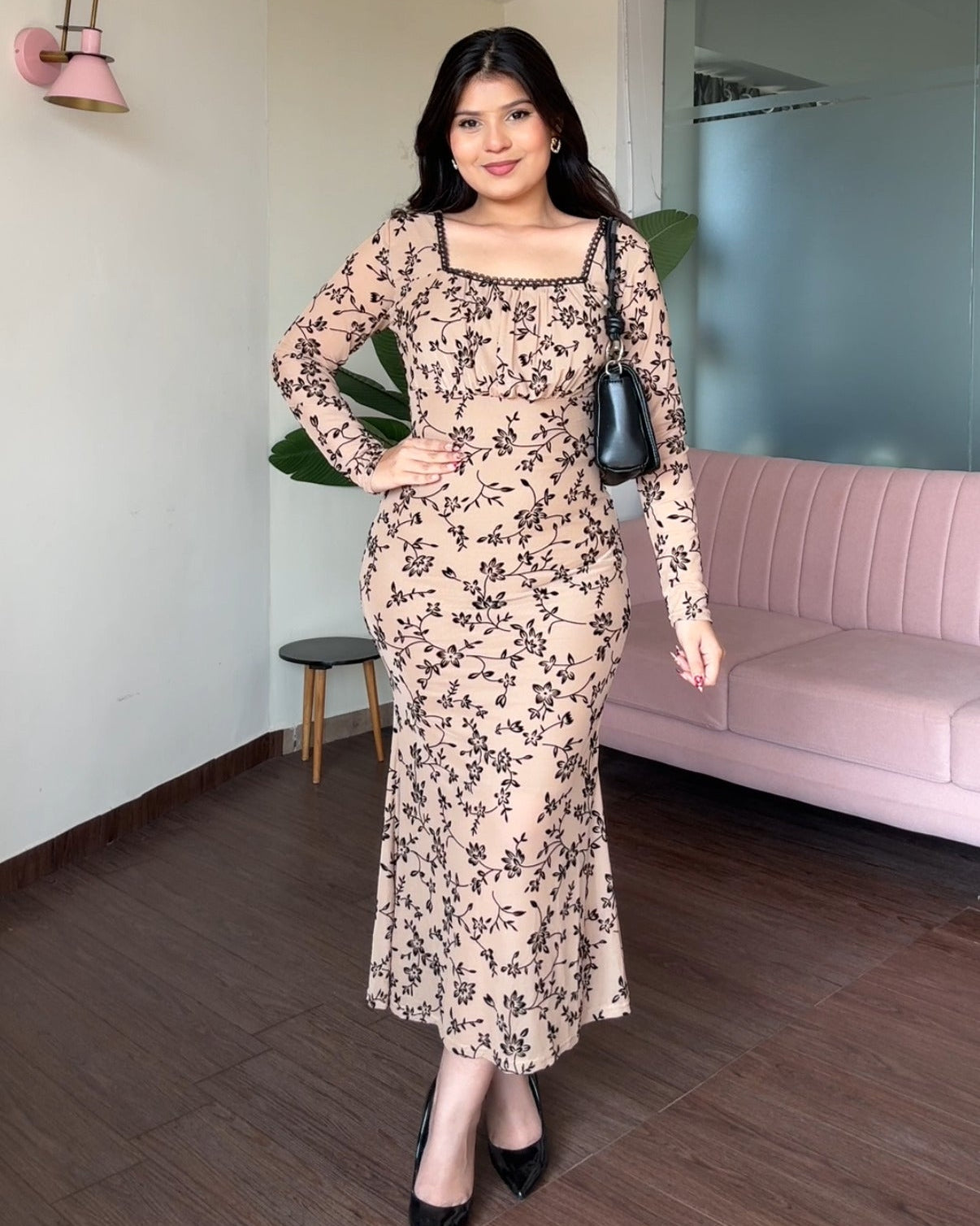 Contrast Detailing Dual Tone Ruched Square Neck Flared Dress