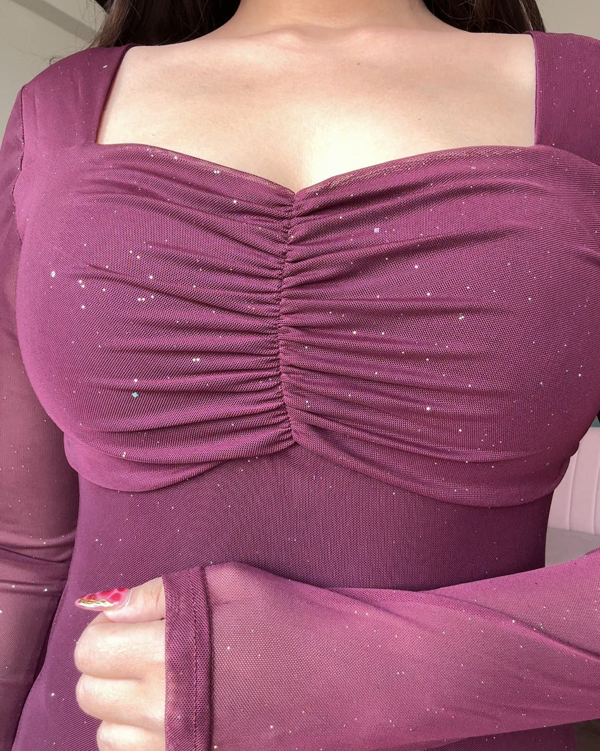 Sweetheart Neckline Shimmer Detailing Bodycon Mesh Midi Dress