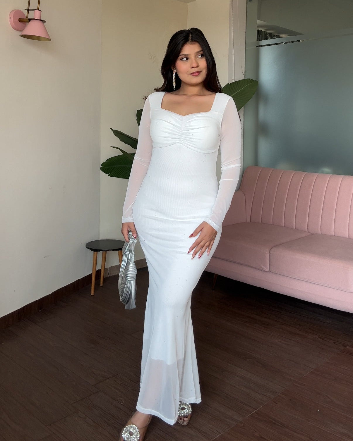 Sweetheart Neckline Shimmer Detailing Bodycon Mesh Midi Dress