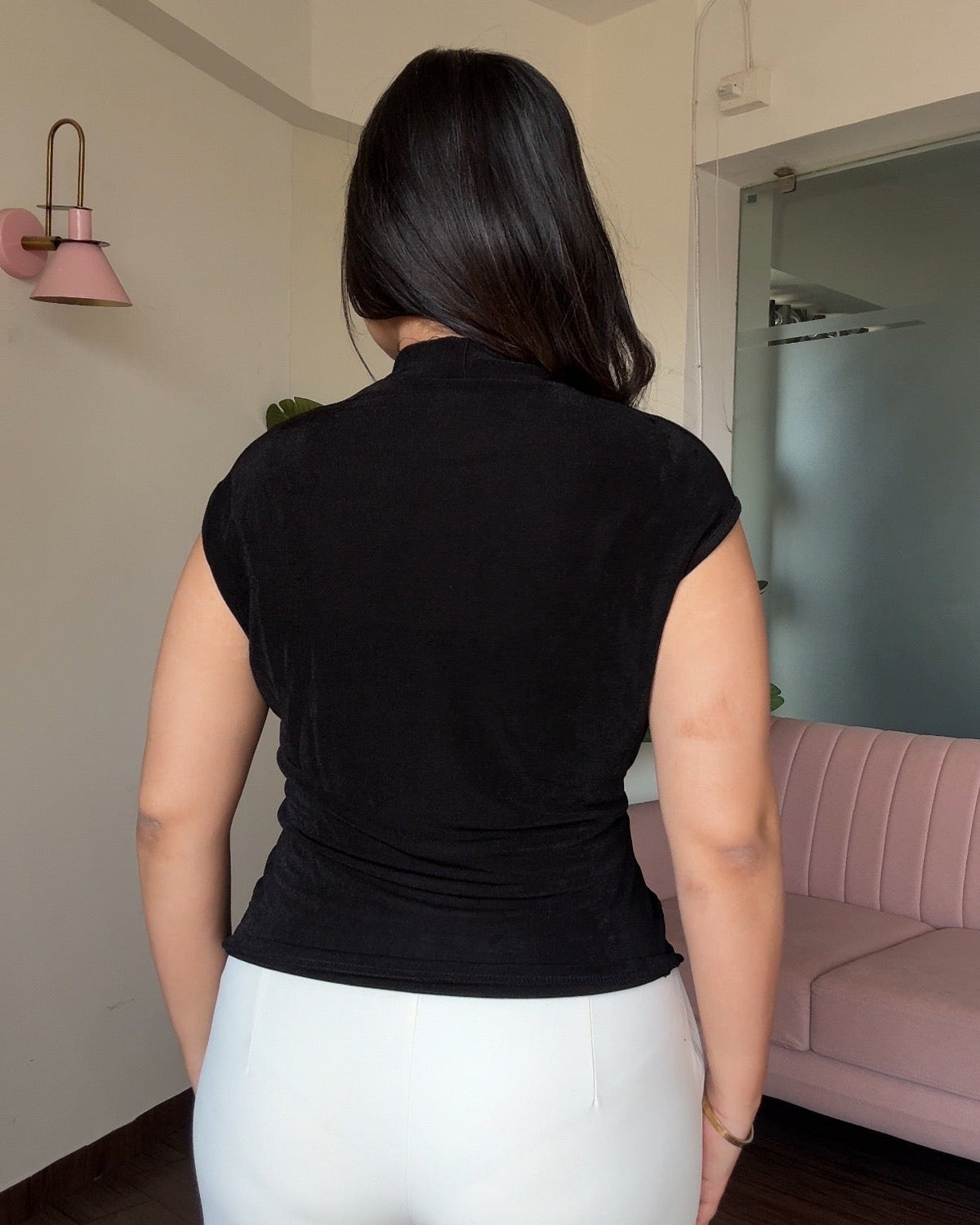Cut Sleeve Knot Detailing Ruched Top