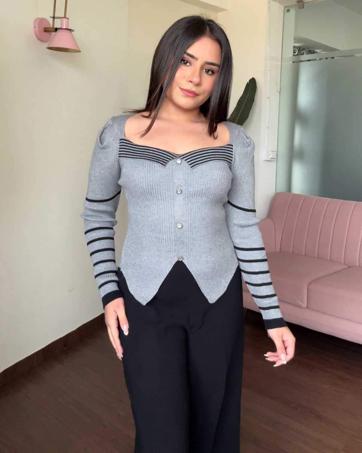 Diamond Neck Striped V-Cut Hem Ribbed Top