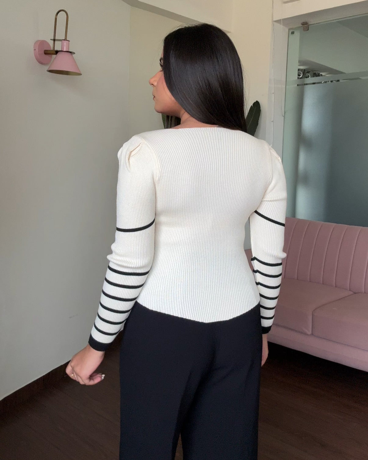 Diamond Neck Striped V-Cut Hem Ribbed Top