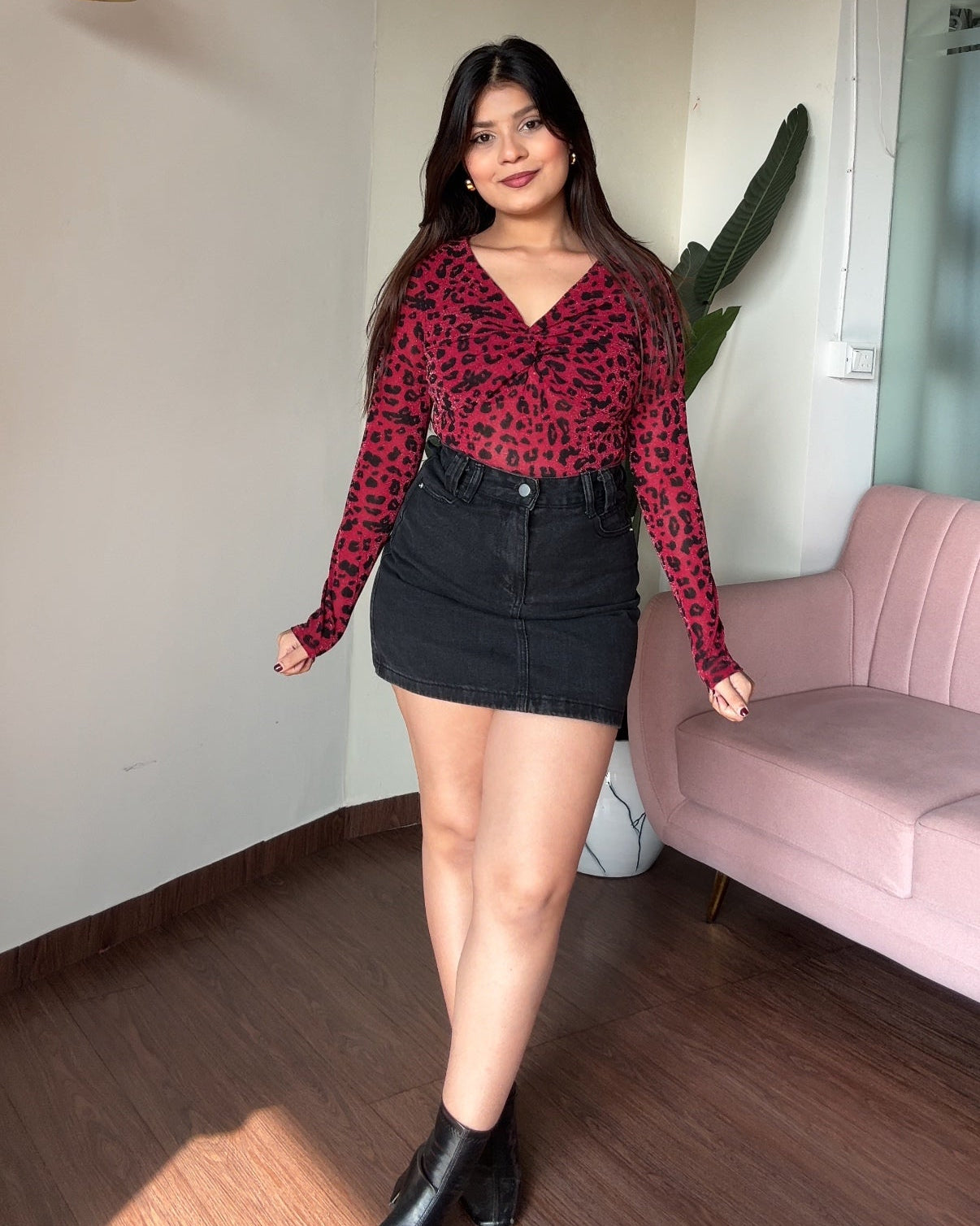 Black Fitted Denim Skirt