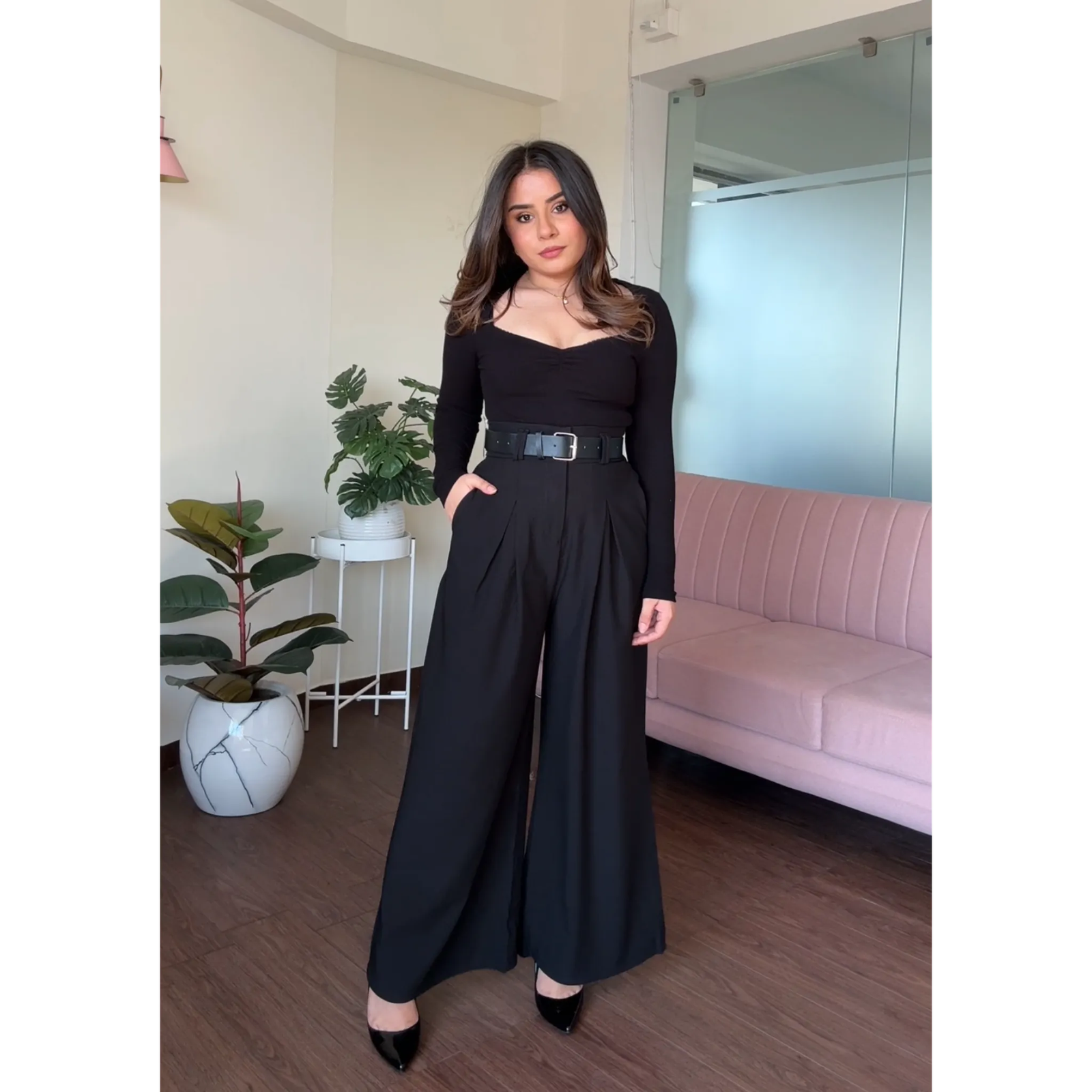 Ultra Wide Pleated Pants With Belt For Women