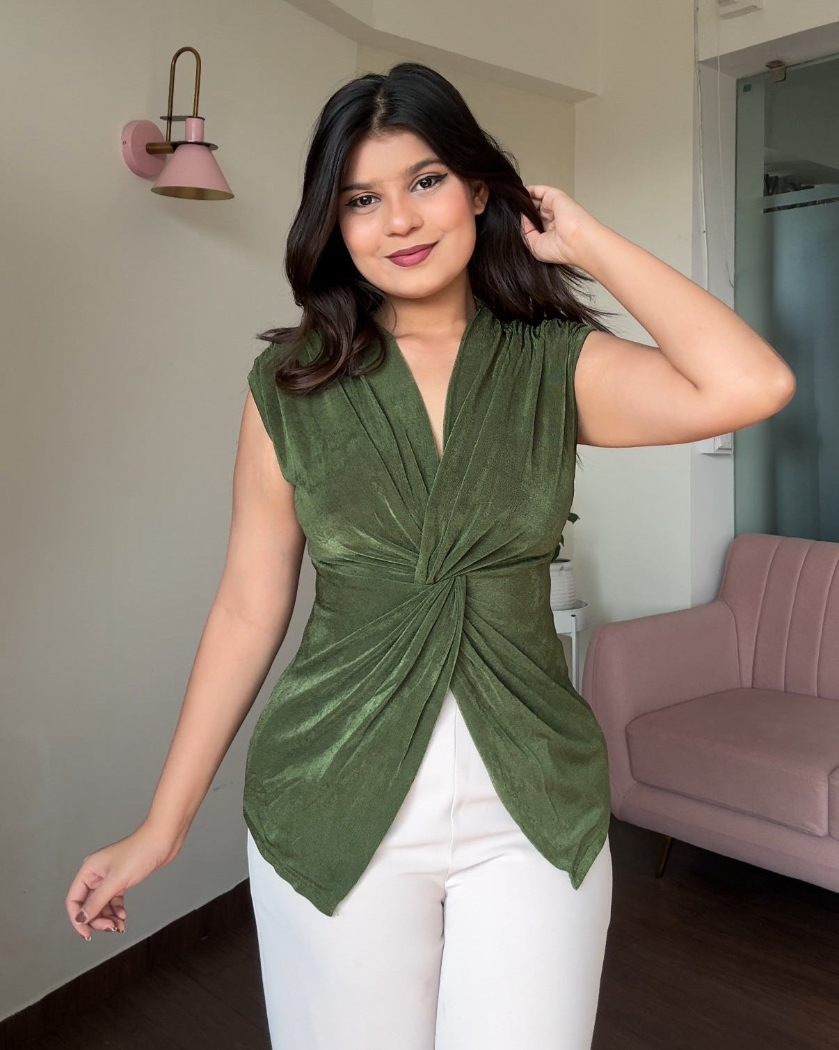 Cut Sleeve Bodycon Knot Detail Top