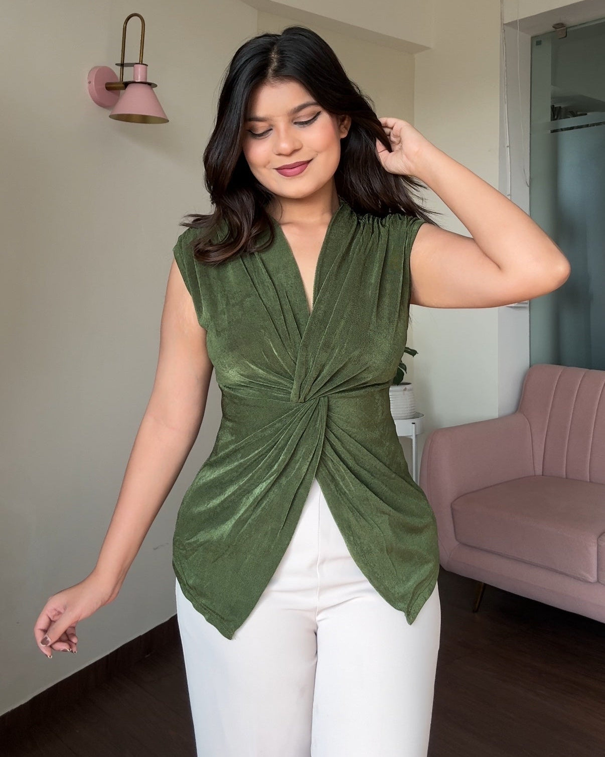 Cut Sleeve Bodycon Knot Detail Top