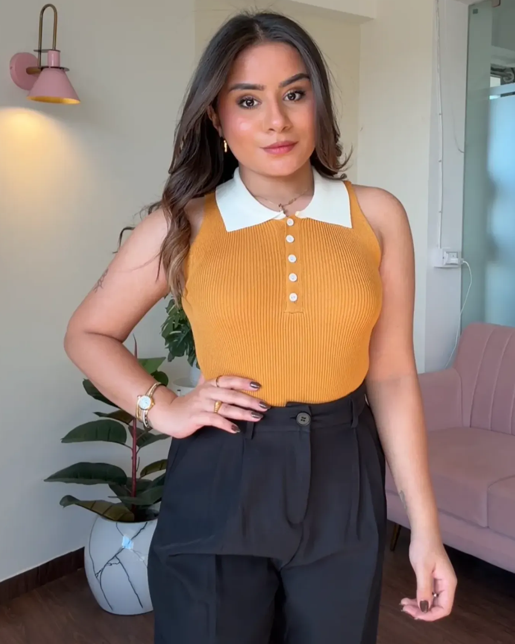 Sleeveless Contrast Collar Button Detail Top