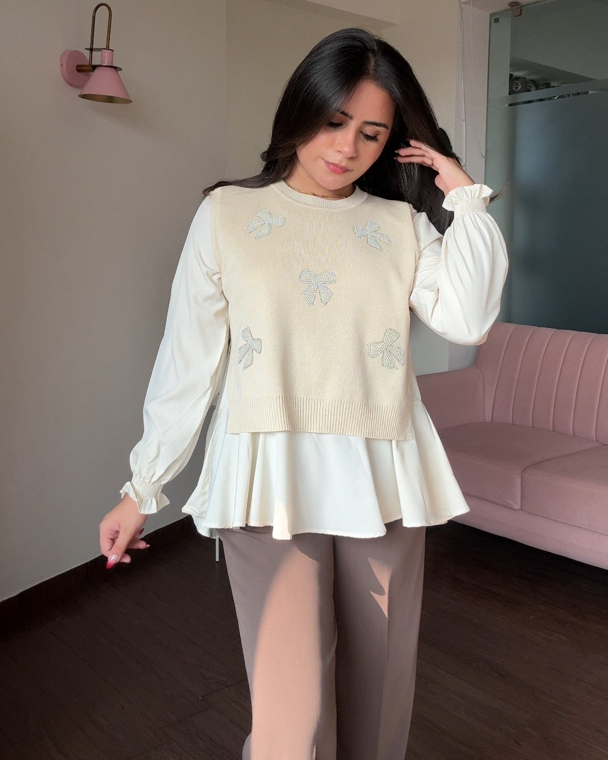 2-Piece Pearl Bow Ruffle Blouse With Vest Top