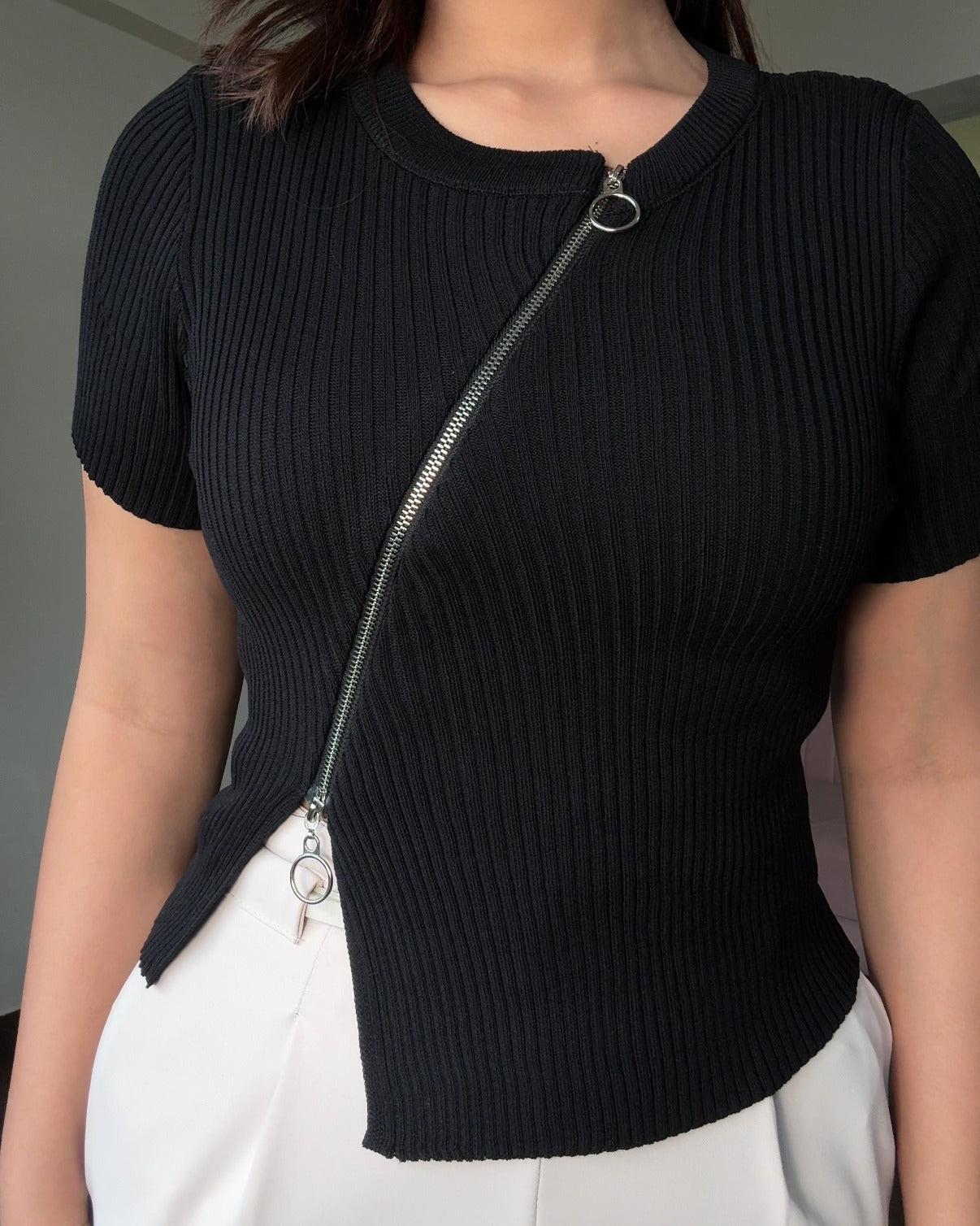 Ribbed Zip-Up Cropped Top