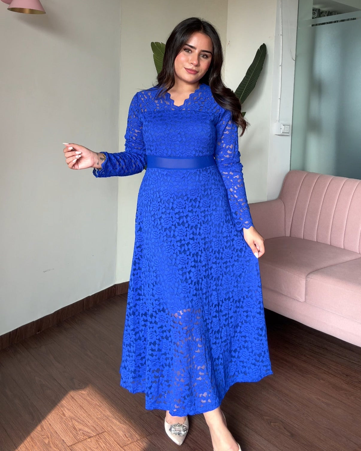 Lacy Cut Out Full Sleeves Midi Dress