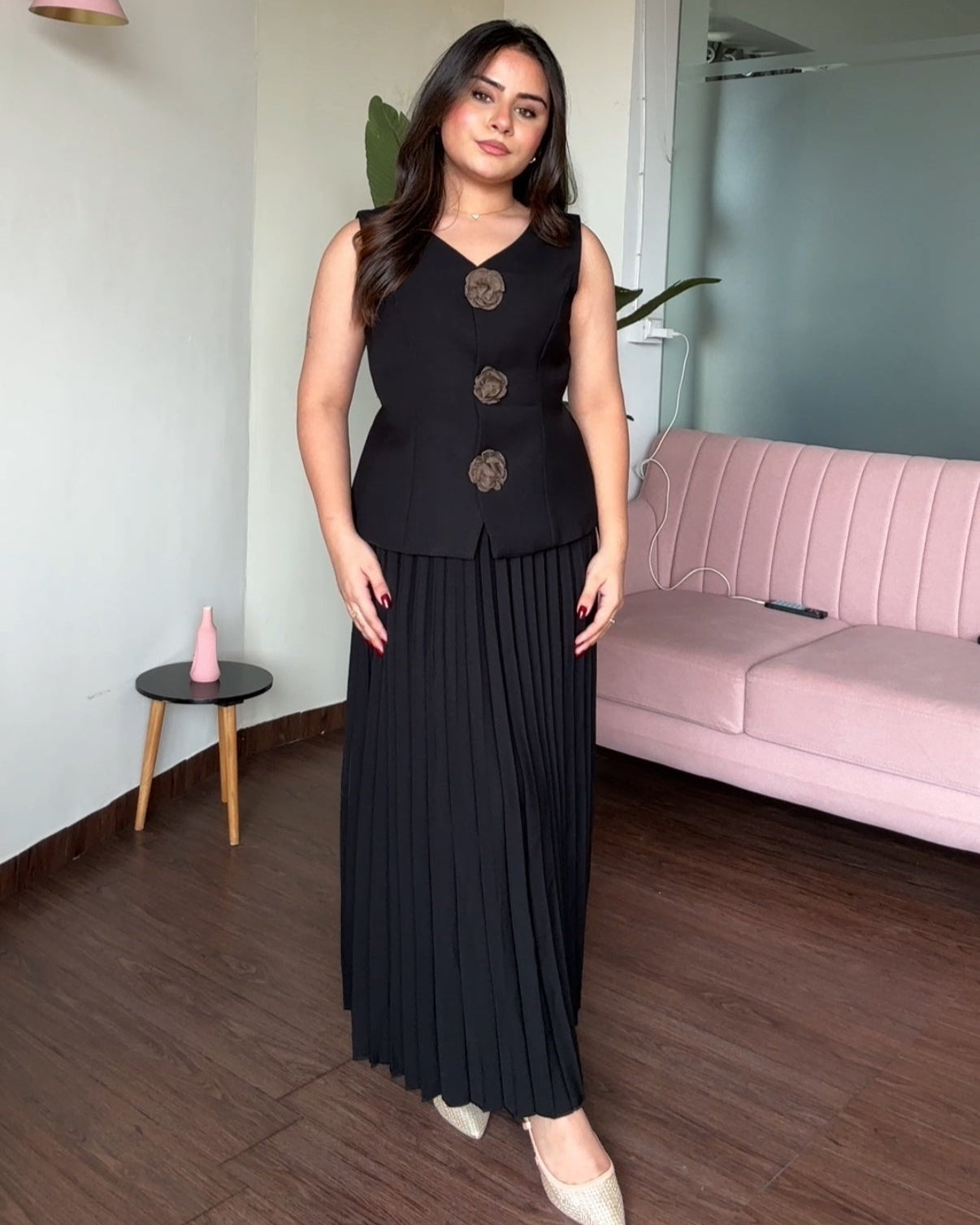 Long Vest Rosé With Pleated Skirt