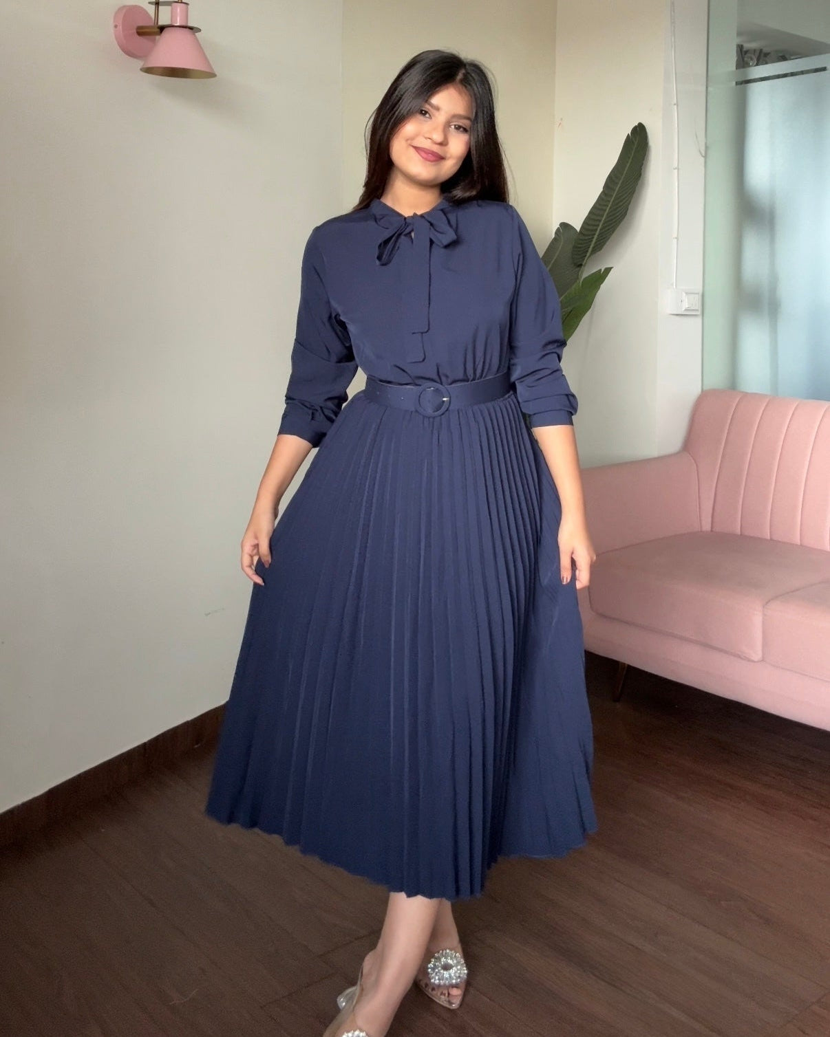 Neck Tie Up Pleated Dress With Belt