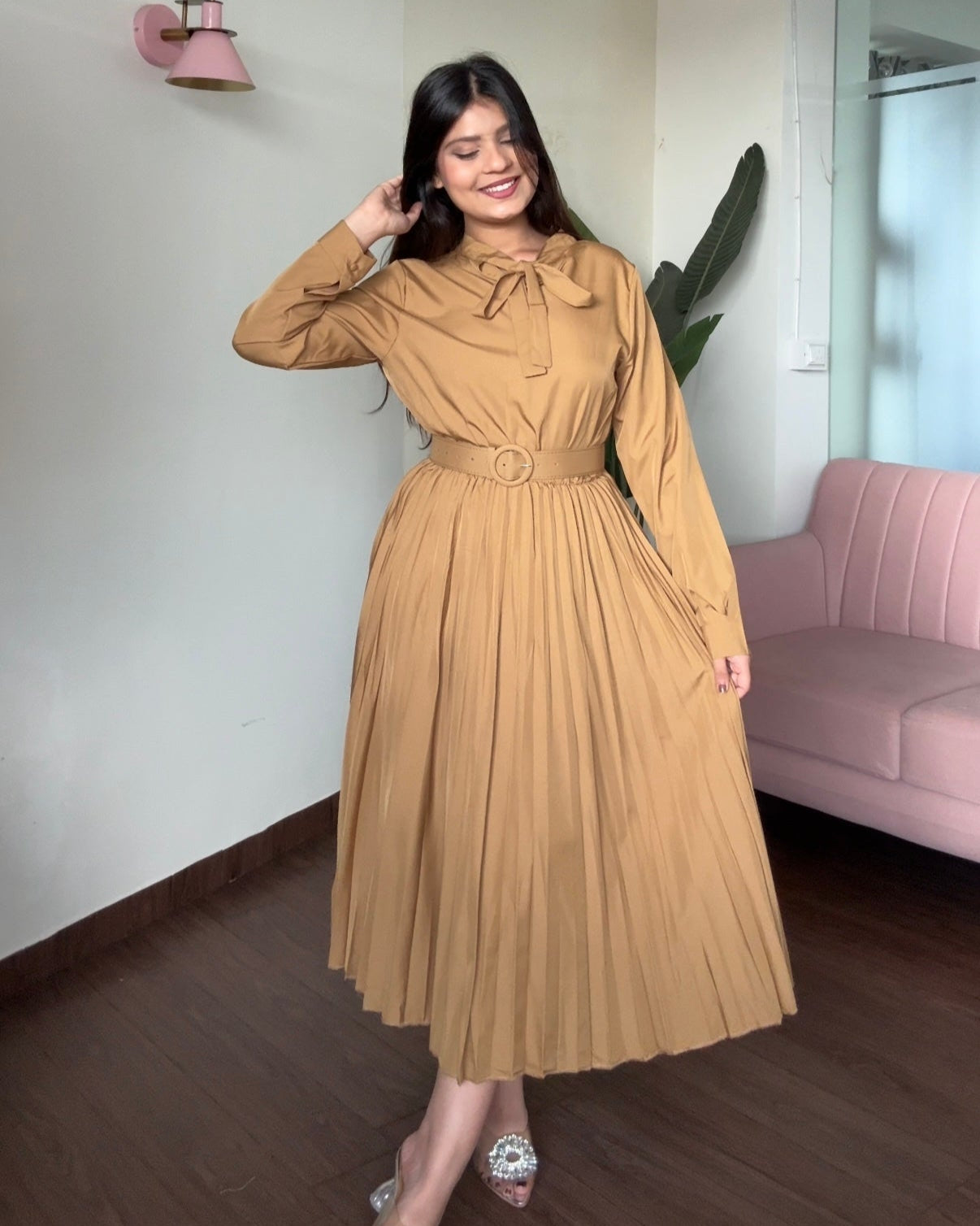 Neck Tie Up Pleated Dress With Belt