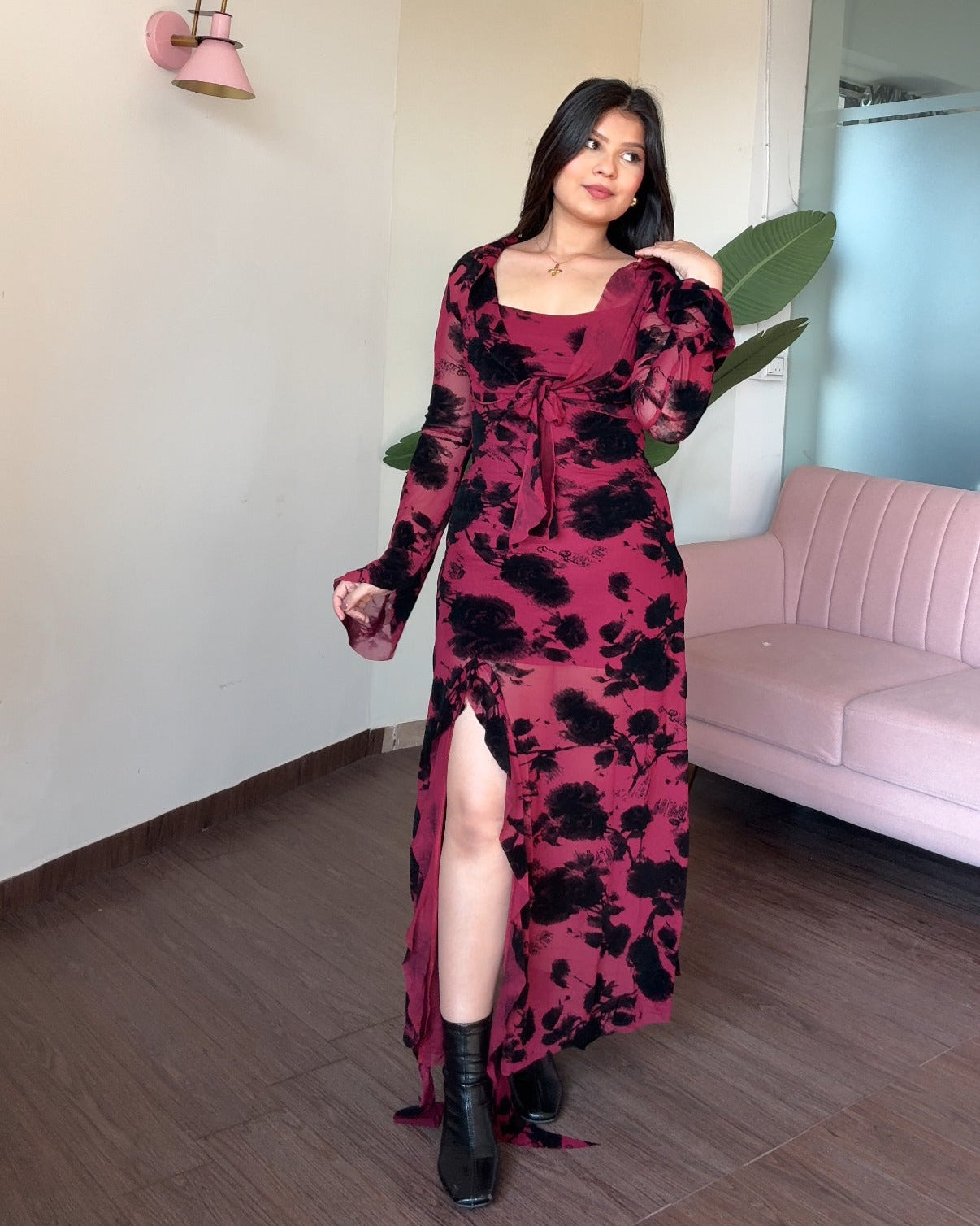 Rose Printed Strappy Bodycon Dress With Shurg