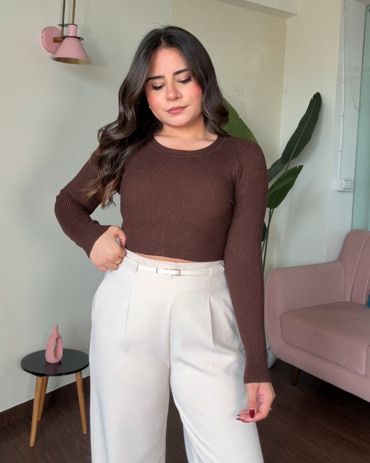 Round Neck Ribbed Knitted Cropped Top