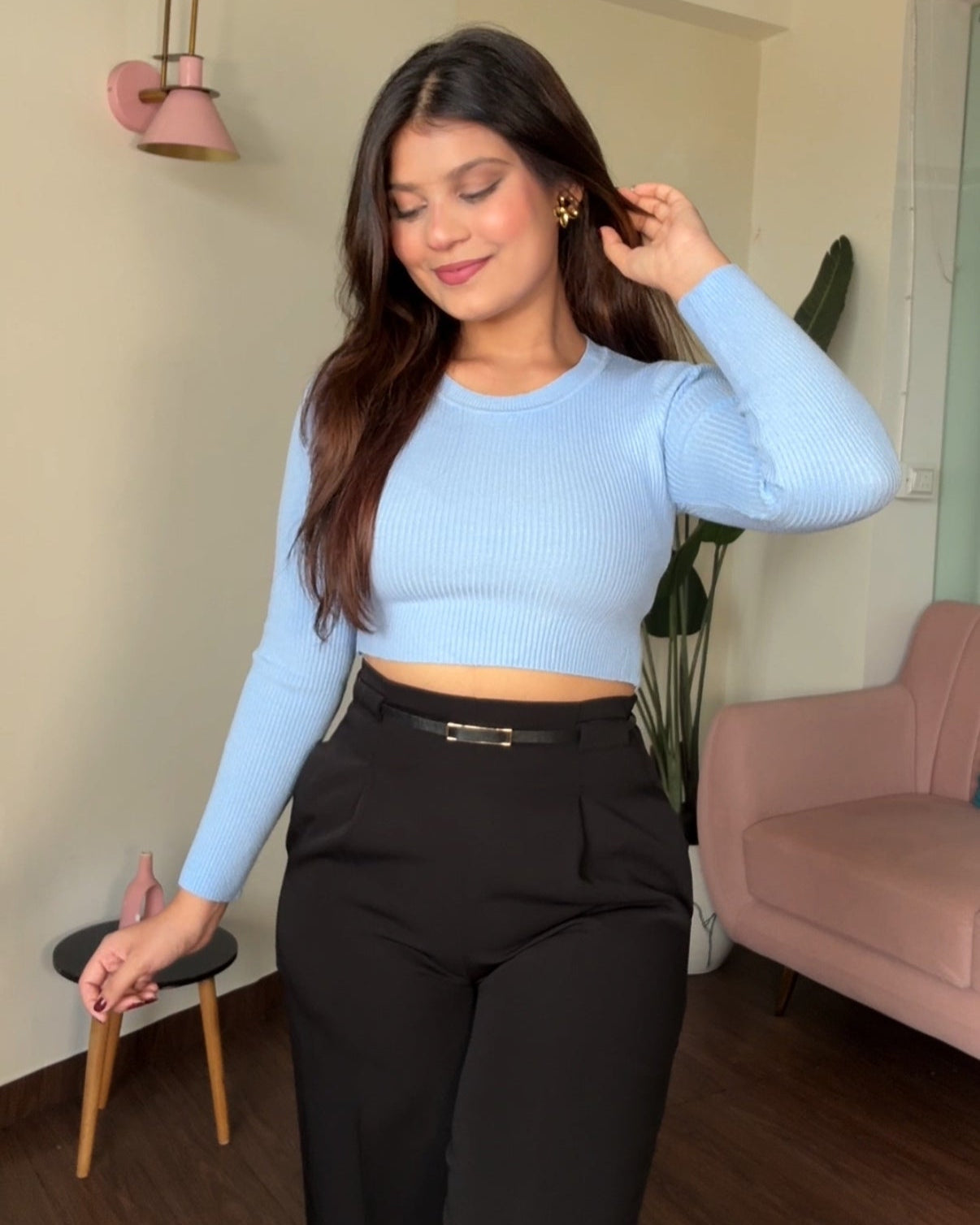 Round Neck Ribbed Knitted Cropped Top