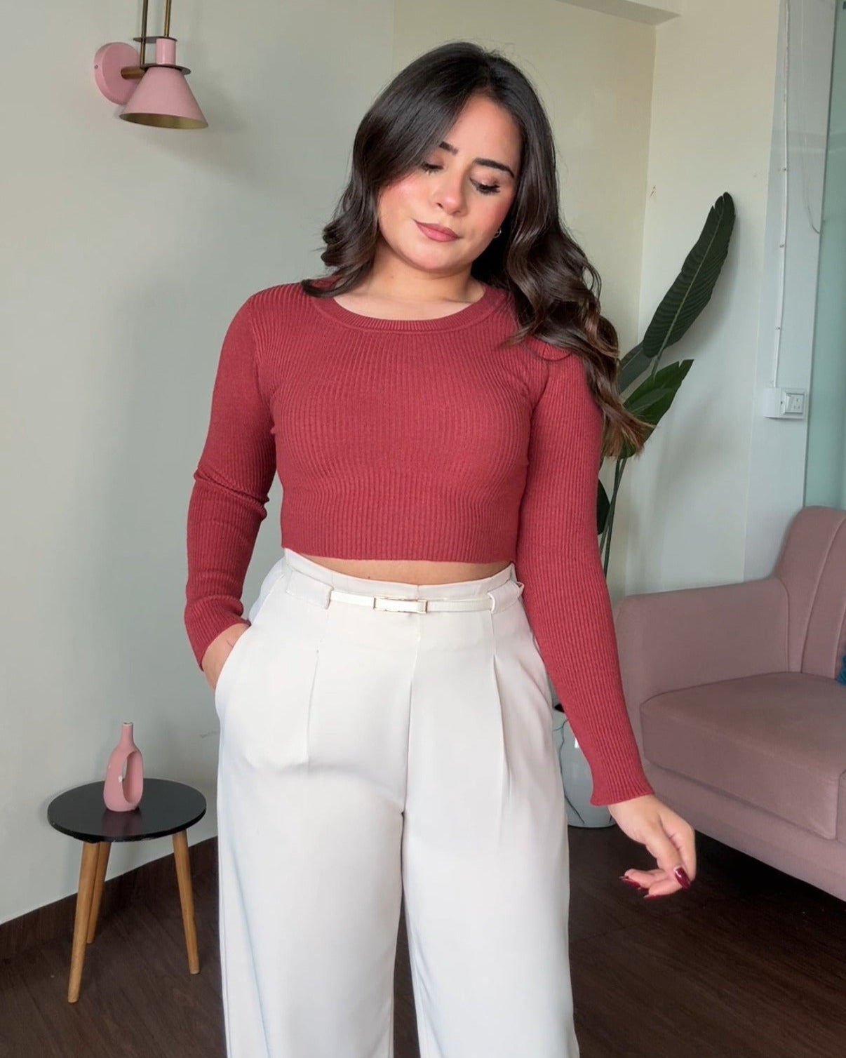 Round Neck Ribbed Knitted Cropped Top