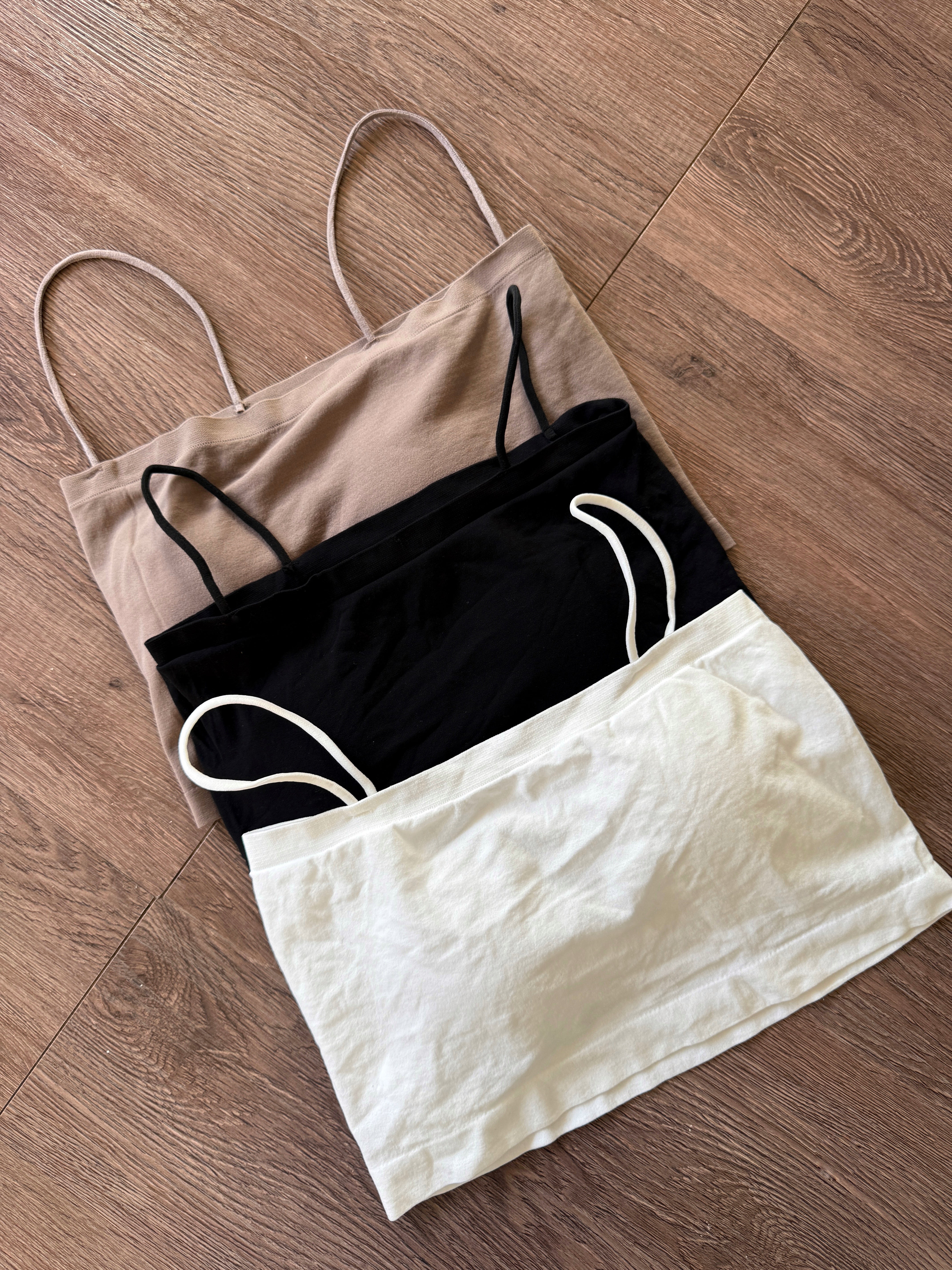 Strappy Basic Cami Top Bundle ( Pack Of 3 )