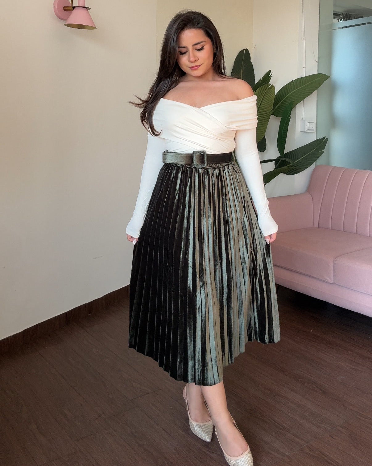 Velvet Pleated Midi Skirt With Belt