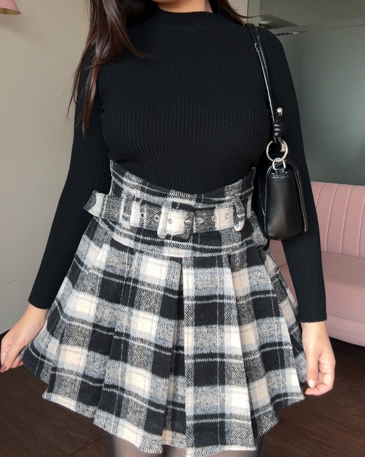 Woollen Checker Skirt With Belt