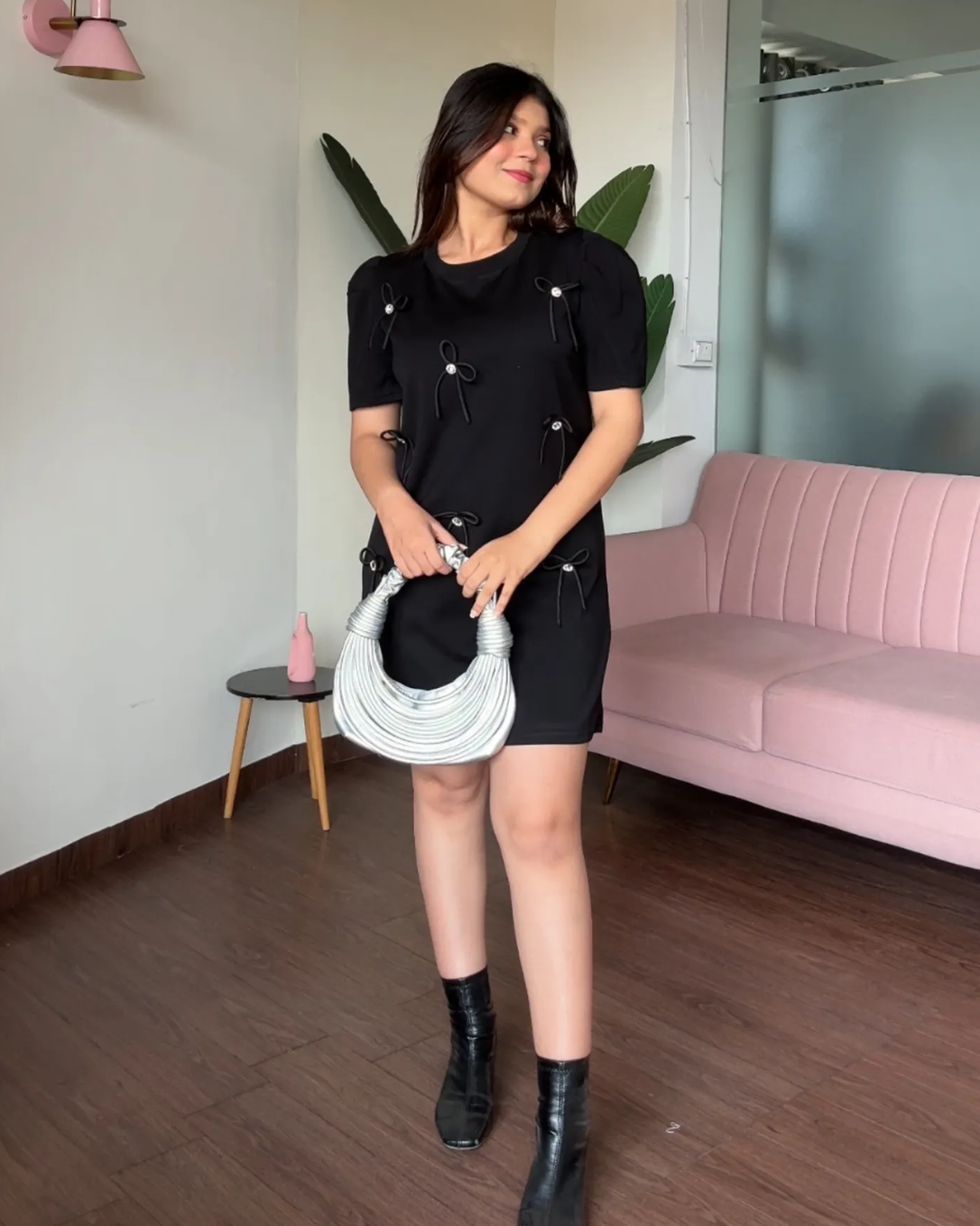 Bow Detail Puff Sleeves T-Shirt Dress