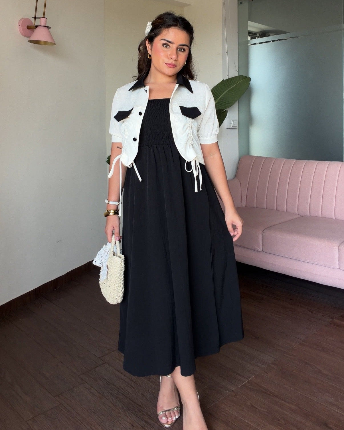 Contrast Collar Ruched Detailing Dress With Shrug