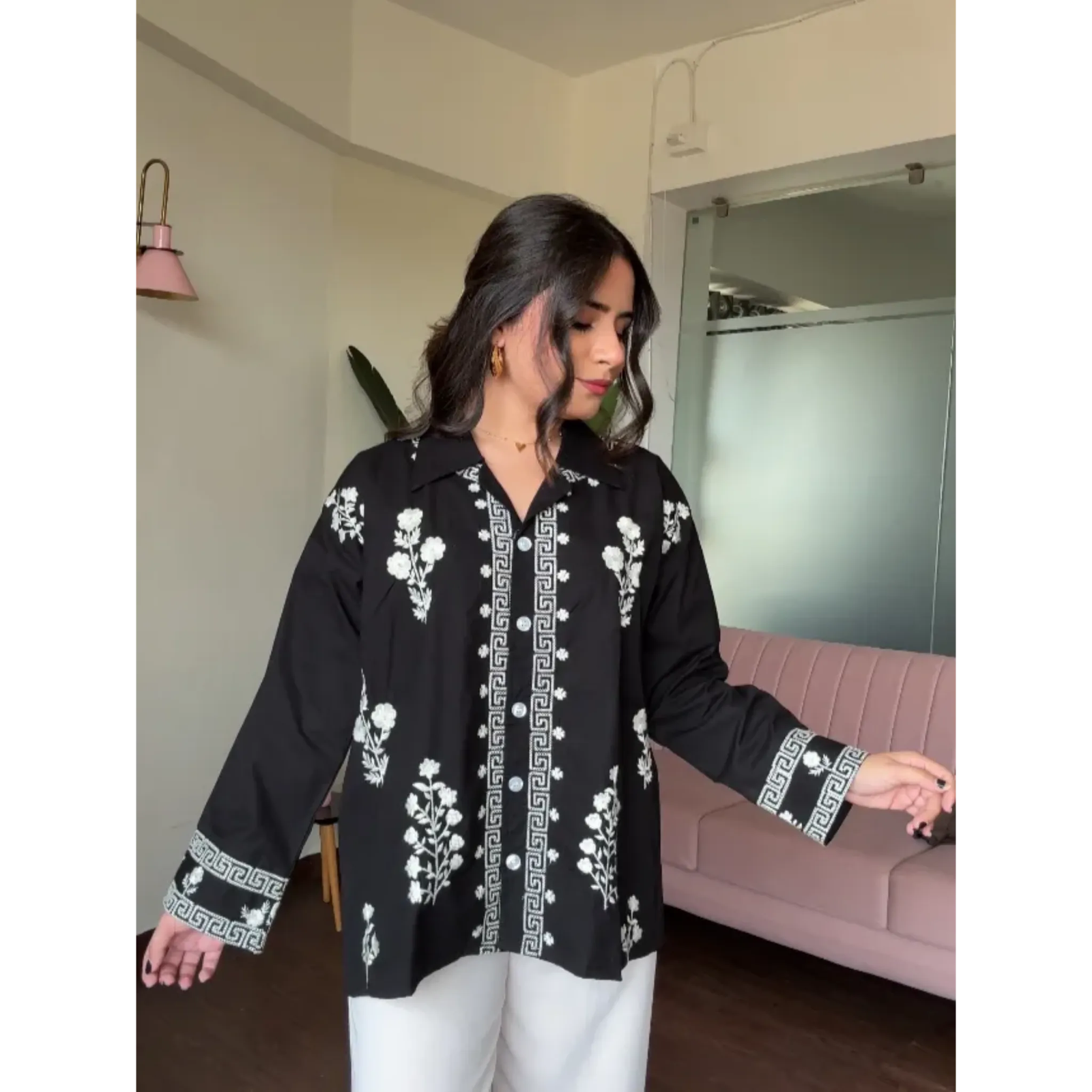 Contrast Embroidery Cotton Relexed Fit Shirt